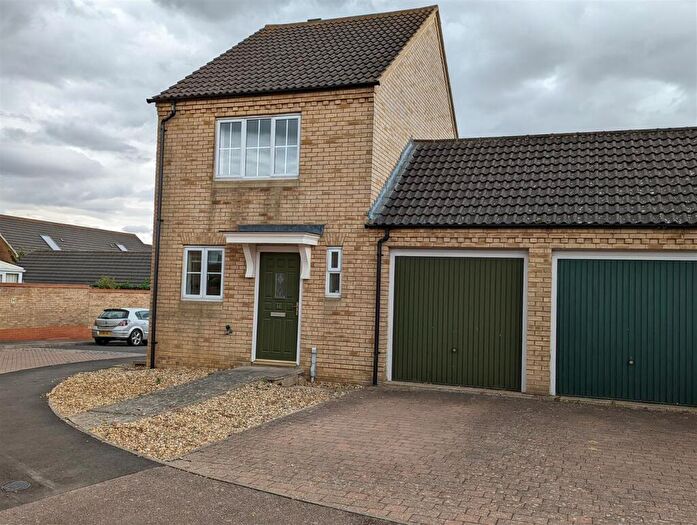 2 Bedroom House To Rent In Carey Close, Ely, CB7