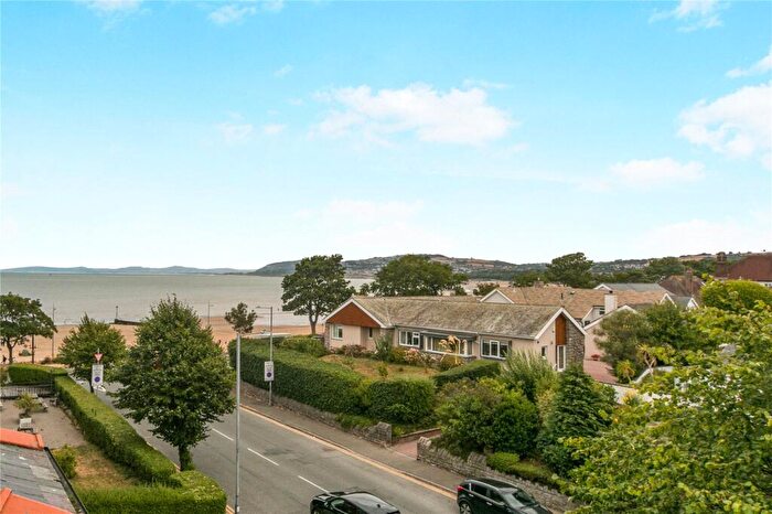 3 Bedroom Flat For Sale In Whitehall Road, Rhos On Sea, Colwyn Bay, Conwy, LL28
