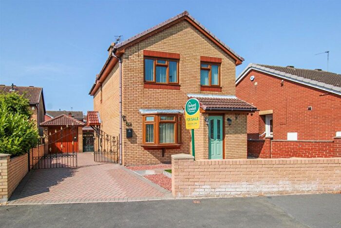 4 Bedroom Detached House For Sale In Newlaithes Crescent, Normanton, WF6