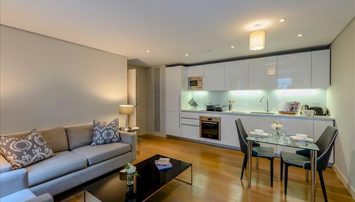 1 Bedroom Flat To Rent In Merchant Square East, London, W2