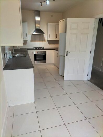 4 Bedroom Terraced House To Rent In Shelsley Avenue, Milton Keynes, MK6