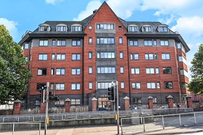 1 Bedroom Flat To Rent In Verona Apartments, Wellington Street, Slough, SL1