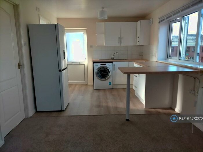 1 Bedroom Flat To Rent In Cumberland Road, Reading, RG1