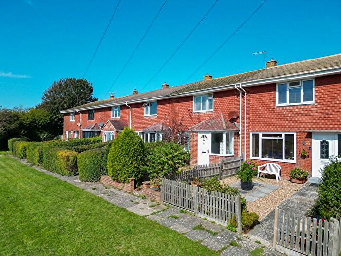 3 Bedroom Terraced House For Sale In Kipling Avenue, Brighton, BN2