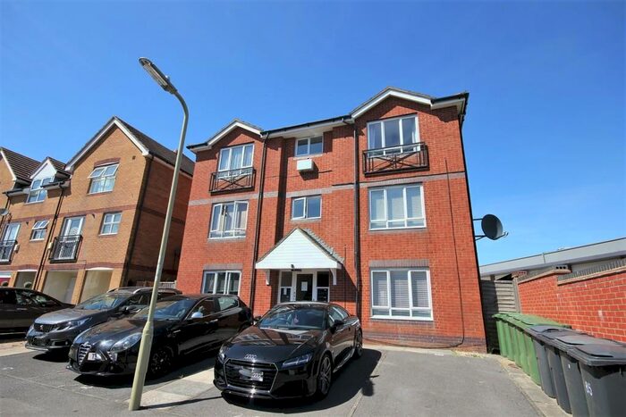 2 Bedroom Ground Flat To Rent In Angelica Way, Whiteley, PO15