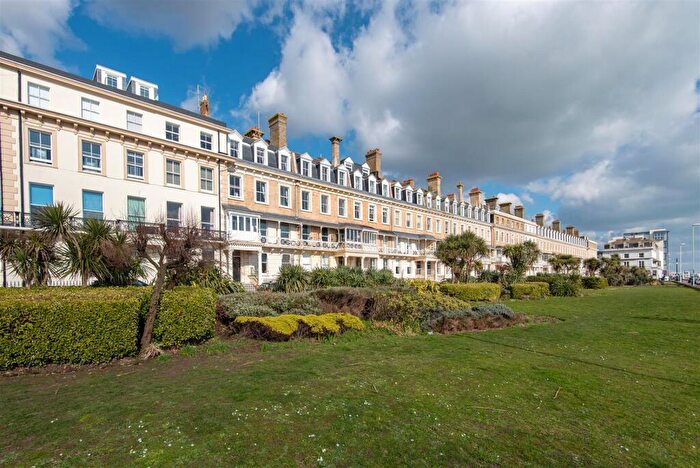 2 Bedroom Flat To Rent In Heene Terrace, Worthing, BN11