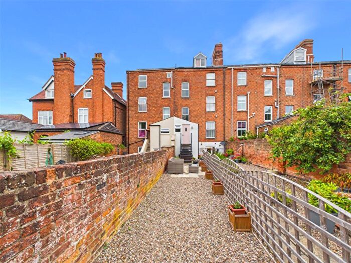 1 Bedroom Apartment For Sale In Alexandra Road, Gloucester, Gloucestershire, GL1