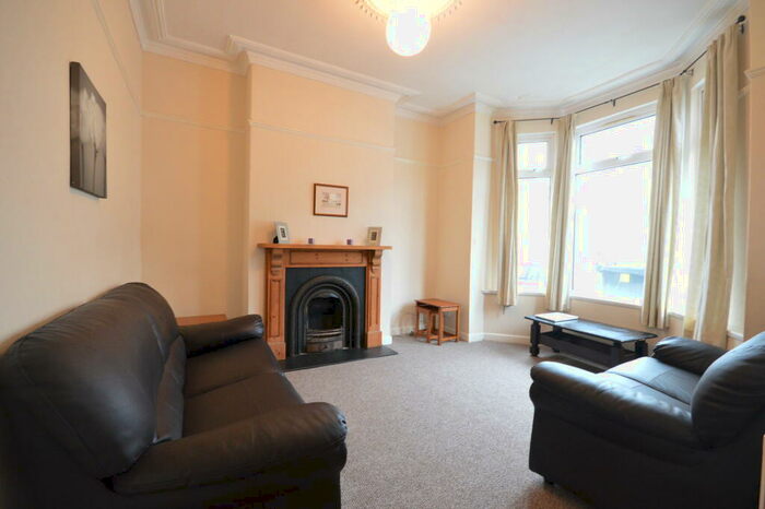 5 Bedroom Terraced House To Rent In Llantrisant Street, Cathays, Cardiff, CF24