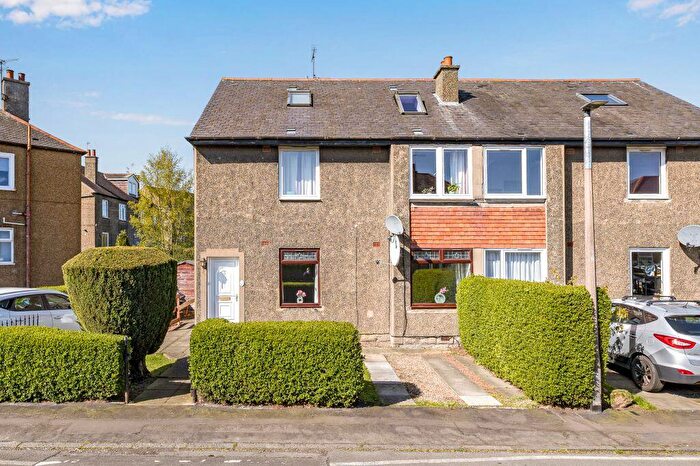 2 Bedroom Villa For Sale In Pilton Place, Edinburgh, EH5