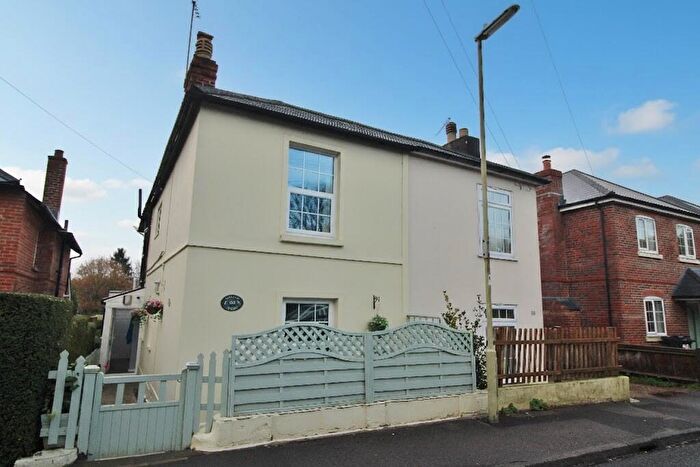3 Bedroom Semi-Detached House For Sale In Whichers Gate Road, Rowlands Castle, PO9