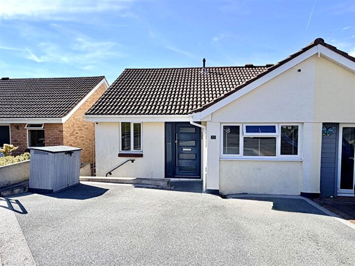 3 Bedroom Semi Detached House For Sale In Staddiscombe, Plymouth, PL9