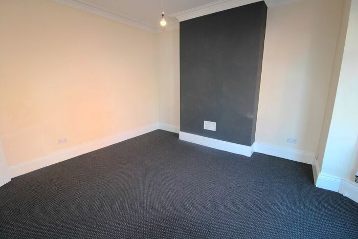 2 Bedroom Flat To Rent In Silverdale Terrace, Gateshead, NE8