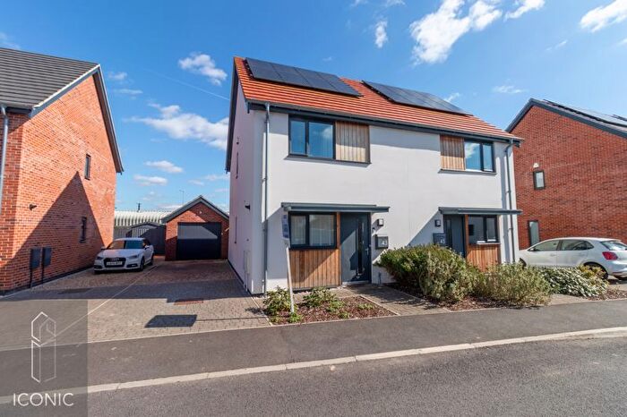 2 Bedroom Semi-Detached House For Sale In Draper Way, Taverham, Norwich, NR8