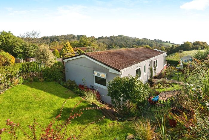 2 Bedroom Property For Sale In The Firs, Bakers Hill, Exeter, Devon, EX2