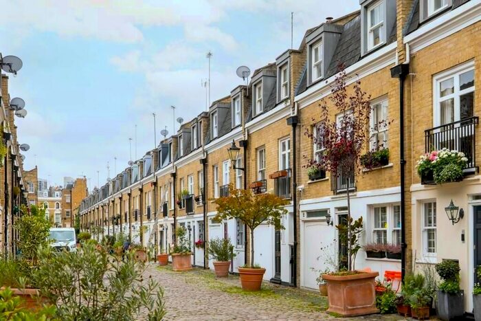 2 Bedroom Property To Rent In Elnathan Mews, London, W9