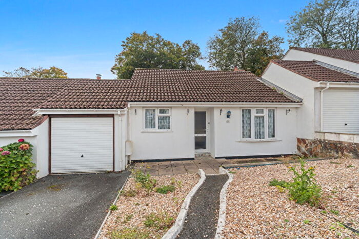 2 Bedroom Terraced Bungalow For Sale In Higher Whiterock, Wadebridge, PL27
