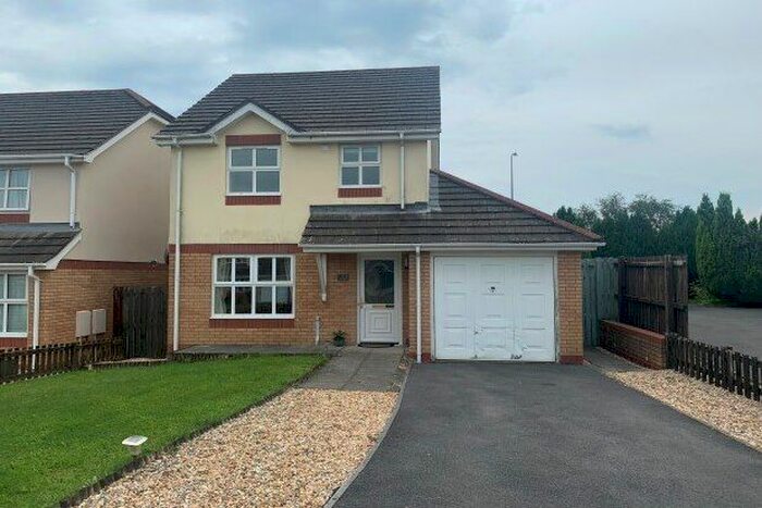3 Bedroom Property To Rent In Cwrt Y Gloch, Carmarthen, SA32