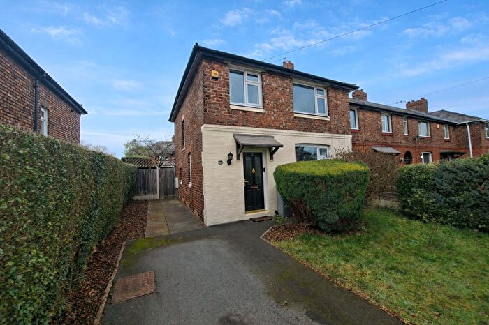 3 Bedroom End Of Terrace House For Sale In Derbyshire Crescent, Stretford -, M32