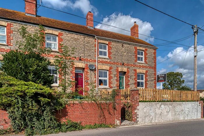 2 Bedroom End Of Terrace House For Sale In High Street, Templecombe, BA8