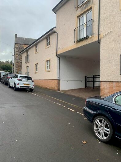 2 Bedroom Flat To Rent In Gillburn Gate, Gillburn Road, Kilmacolm, PA13