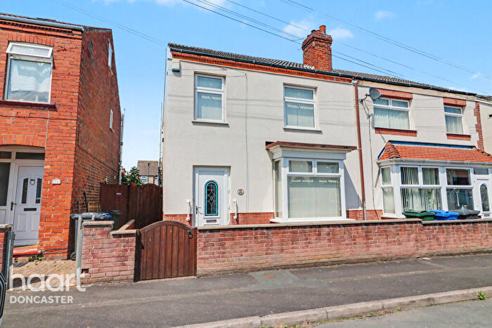 3 Bedroom Semi-Detached House For Sale In Finch Road, Balby, Doncaster, DN4