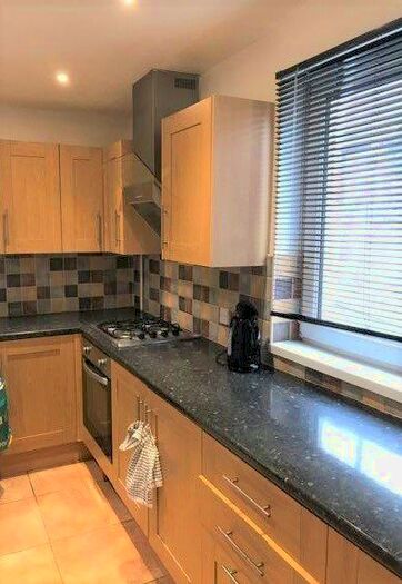 4 Bedroom Property To Rent In Delhi Street, St Thomas, Swansea, SA1