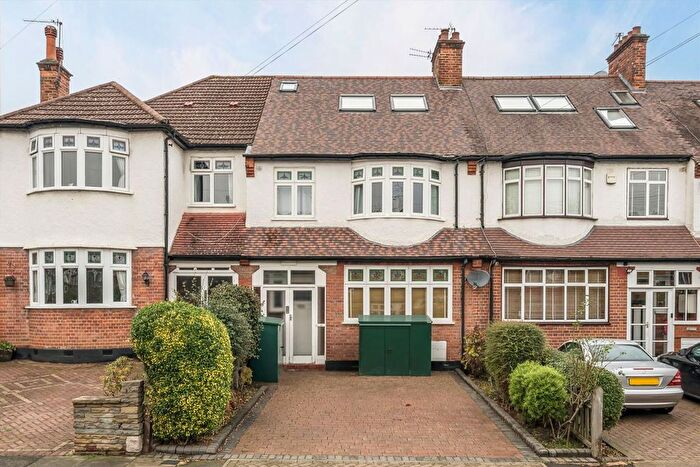 4 Bedroom Property To Rent In Boveney Road, Honor Oak, SE23