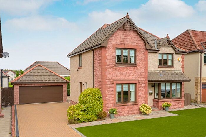 4 Bedroom Detached House For Sale In Rowantree Walk, Larbert, FK5
