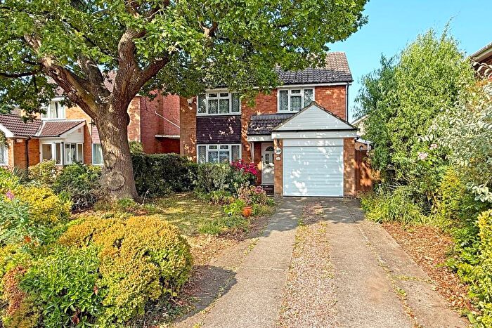 4 Bedroom Detached House For Sale In Birkdale Avenue, Knaresborough, HG5