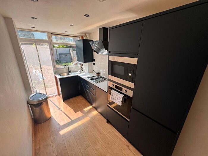 3 Bedroom Terraced House To Rent In Jedburgh Road, London, E13