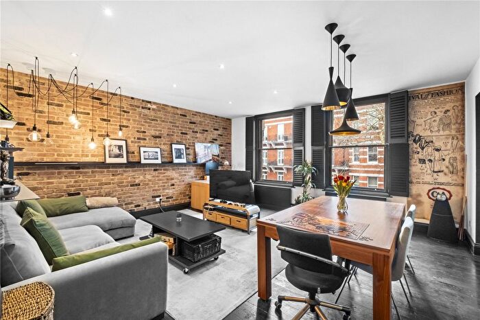 3 Bedroom Flat For Sale In Old Brompton Road, London, SW5