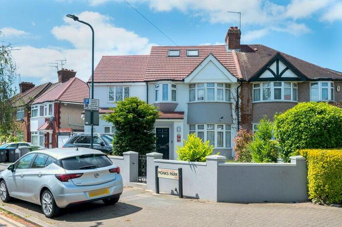 4 Bedroom Semi-Detached House To Rent In Monks Park, Wembley, HA9