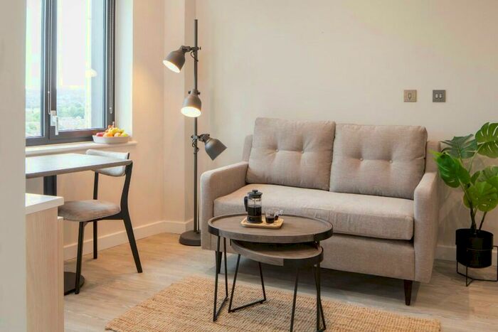 1 Bedroom Apartment To Rent In Enclave: Croydon, College Road, East Croydon, London, CR0