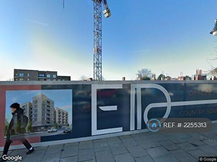 1 Bedroom Flat To Rent In Hyneholt House, Chigwell, IG7