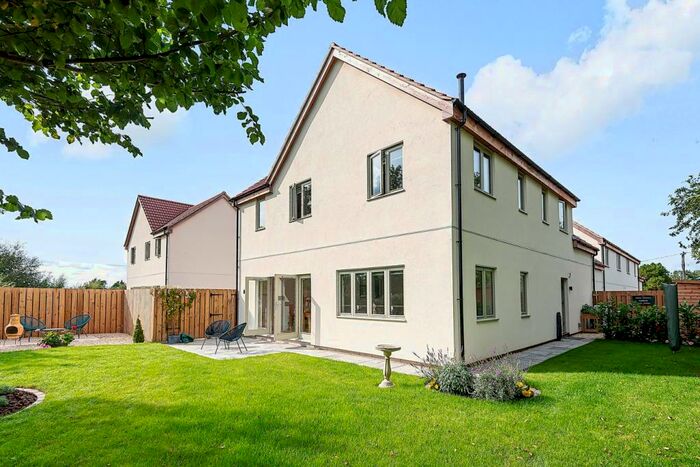 4 Bedroom Detached House For Sale In Mulberry Lane, Lovington, Castle Cary, BA7