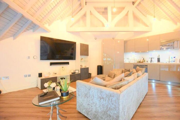 2 Bedroom Apartment To Rent In Wycliffe House, IG1