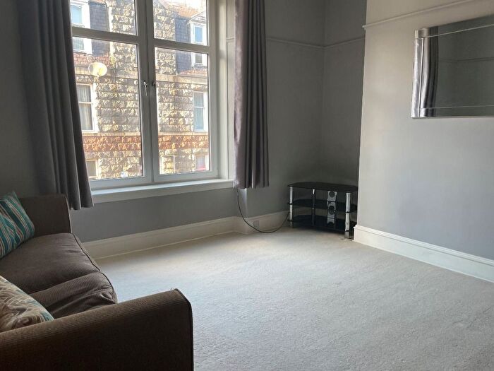 1 Bedroom Flat To Rent In Wallfield Place, Rosemount, Aberdeen, AB25