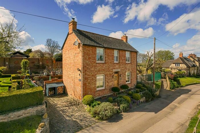 3 Bedroom Detached House For Sale In Church Street, Beckley, Oxford, OX3