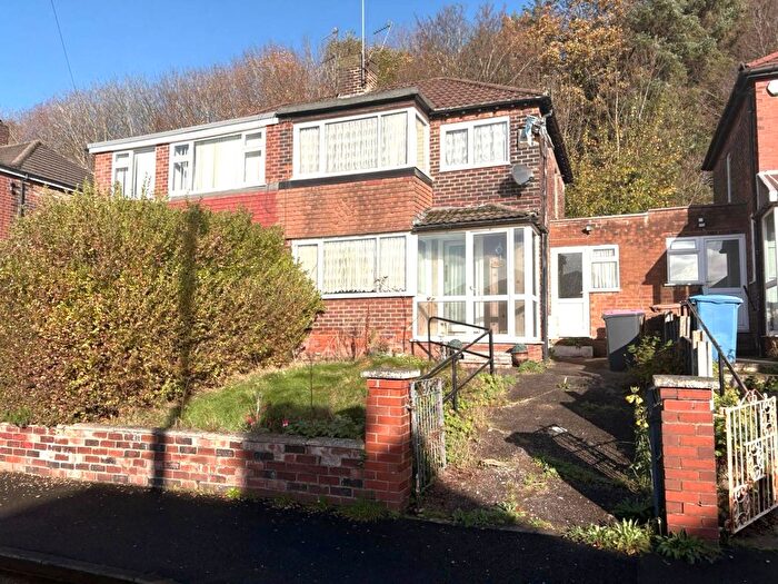 3 Bedroom Semi Detached House For Sale In Castlewood Road, Salford, M7