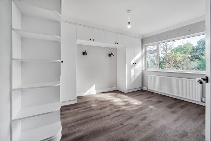 2 Bedroom Flat To Rent In Shaftesbury Avenue, Harrow, HA2