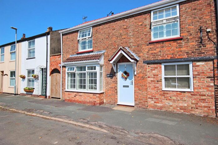 3 Bedroom Cottage For Sale In Main Street, Withernwick, HU11