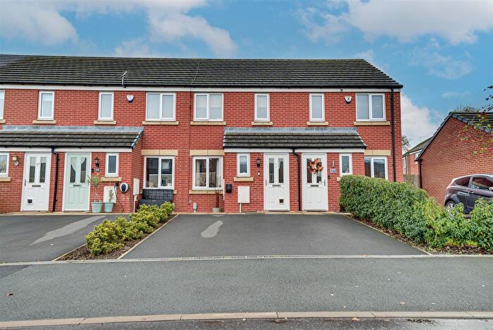 2 Bedroom Mews For Sale In Barn Field Way, Alsager, ST7