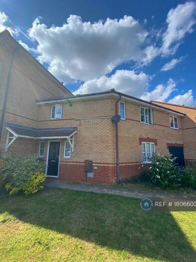 3 Bedroom Terraced House To Rent In Lindisfarne Drive, Milton Keynes, MK10