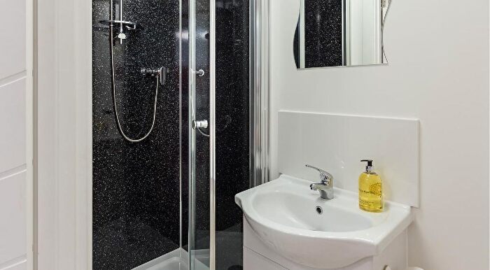 Studio To Rent In Queens Terrace, Southampton, SO14