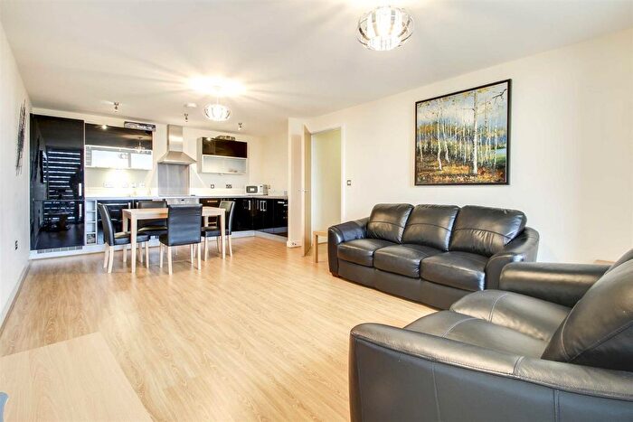 2 Bedroom Flat To Rent In Merrivale Mews, Milton Keynes, MK9