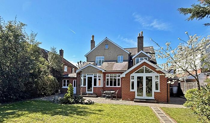 4 Bedroom Property For Sale In Clifford Grove, Ashford, TW15