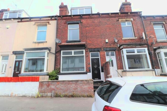 4 Bedroom Terraced House To Rent In Vermont Street, Armley, LS13
