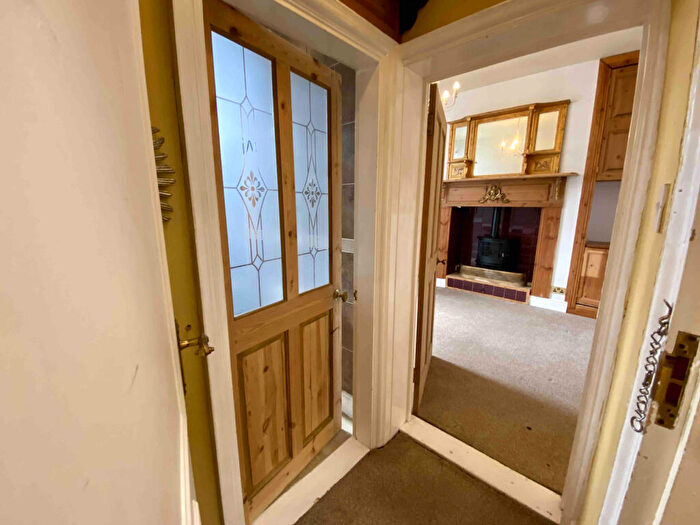 1 Bedroom Apartment For Sale In Haslemere, Victoria Road, Felixstowe, IP11