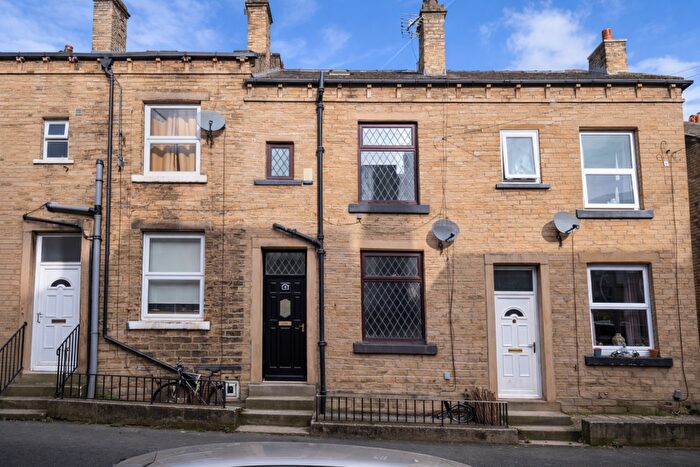 2 Bedroom Terraced House To Rent In Gathorne Street, Brighouse, West Yorkshire, HD6