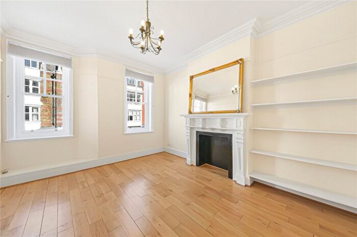 2 Bedroom Apartment To Rent In St. John's Wood High Street, St. John's Wood, London, NW8